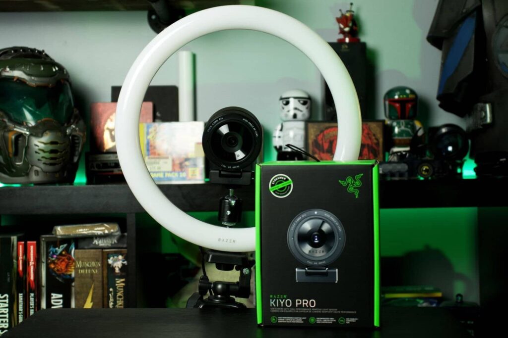 Razer Kiyo Pro WebCam & Right Light