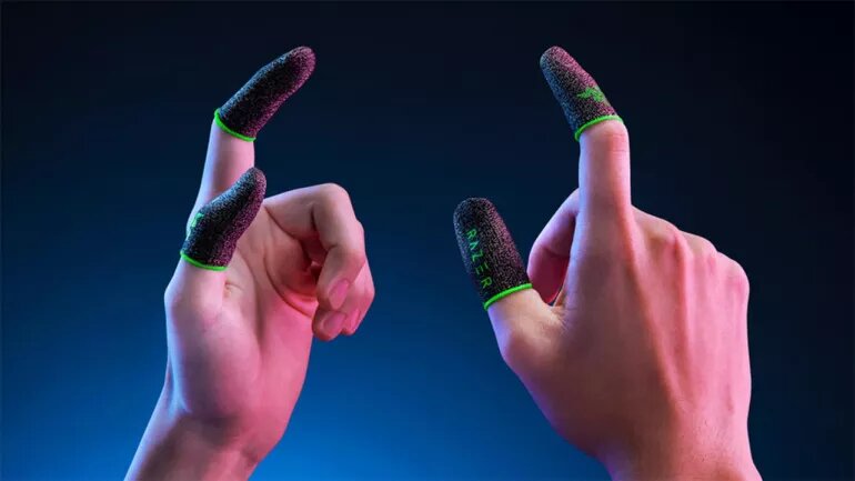 Razer gloves for players