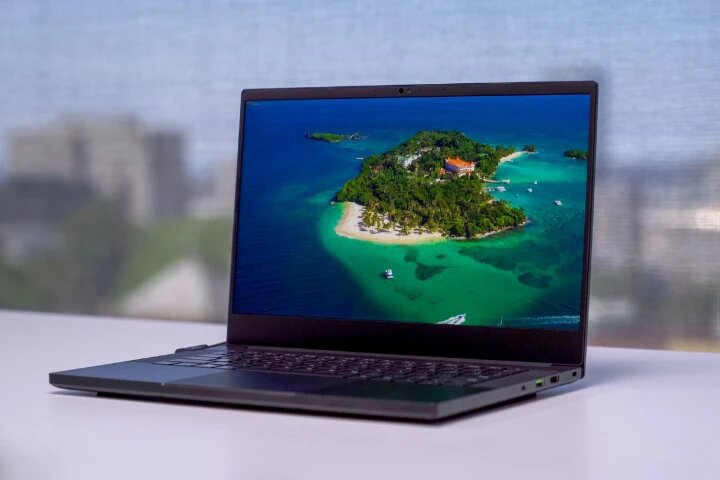 Razer Blade 14 vs. MacBook Pro 14